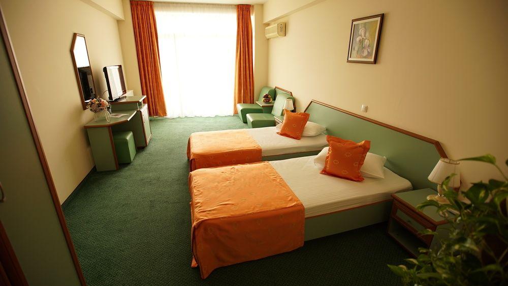 Hotel Oxford Mamaja Zewnętrze zdjęcie