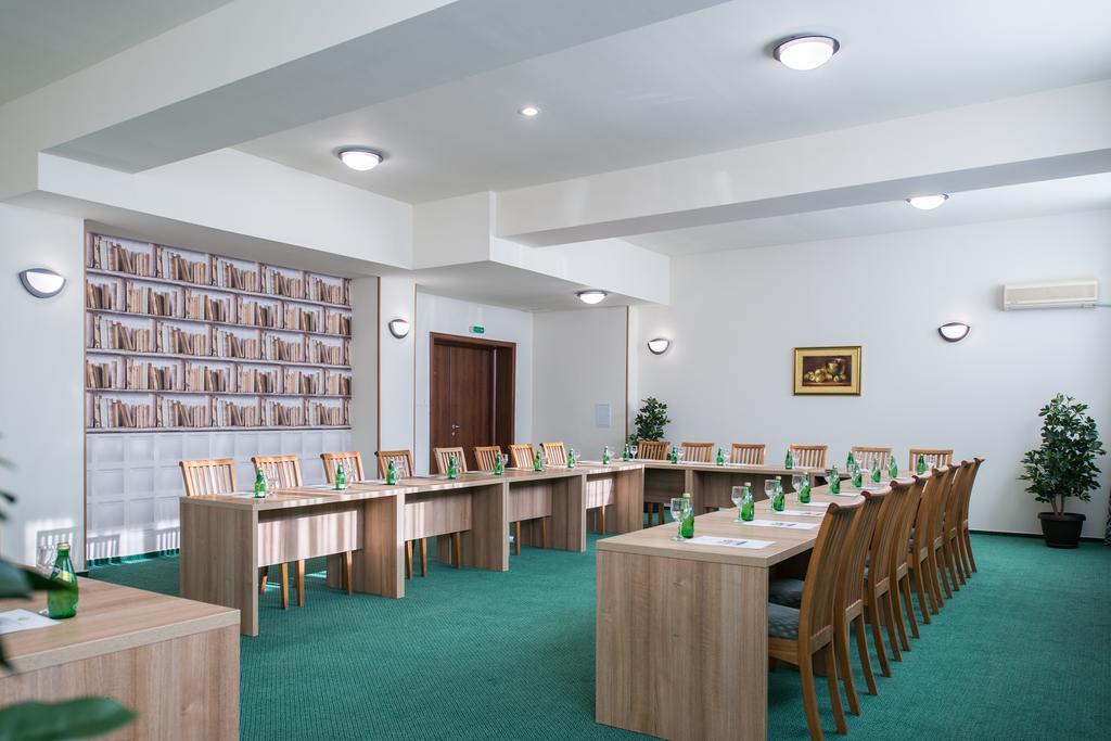 Hotel Oxford Mamaja Zewnętrze zdjęcie