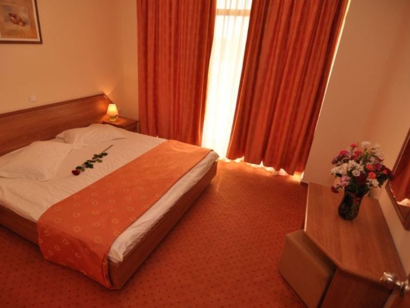 Hotel Oxford Mamaja Zewnętrze zdjęcie